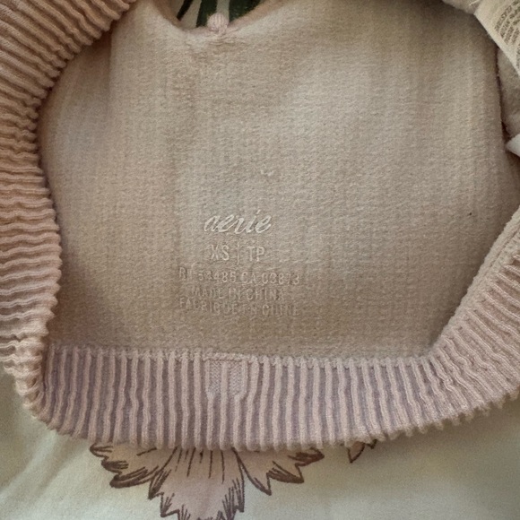 Aerie Ribbed Tank - Picture 3 of 4